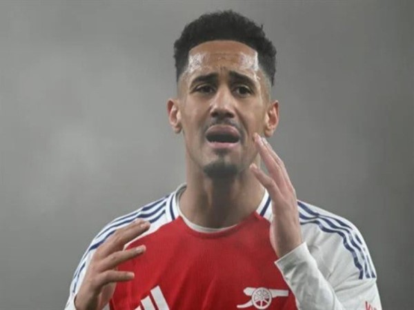 Saliba và Mosquera: Sự cạnh tranh nơi hàng thủ