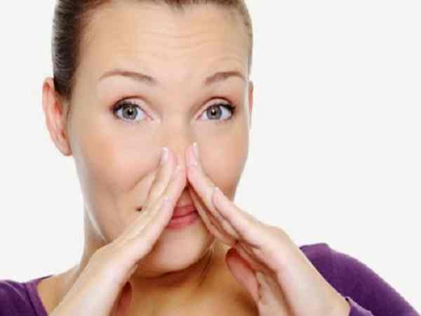 Ngứa mũi là điềm gì