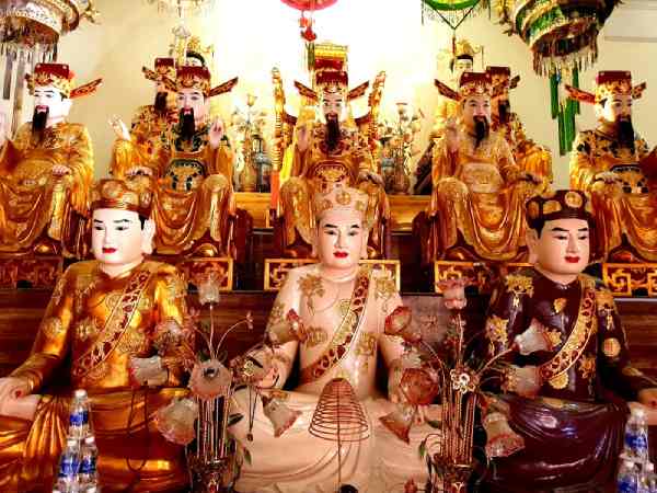 Thứ tự thực hiện nghi lễ khấn văn Tứ Phủ