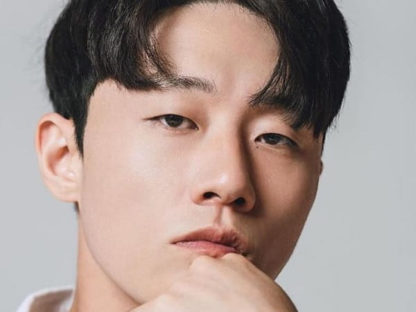 Luận tướng mắt lươn nam