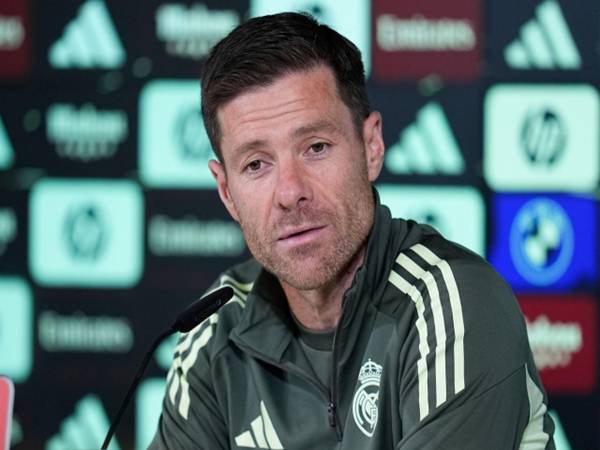 Tin thể thao: HLV Xabi Alonso không hài lòng với HLV Simeone
