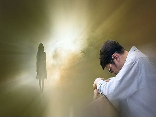 Mơ thấy người yêu cũ chết và nói chuyện với bạn